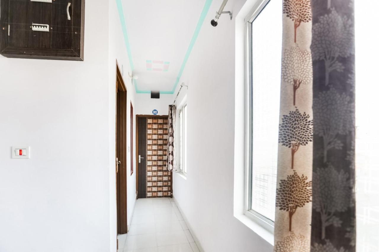 Oyo 69534 Hotel Nanda Tower Hanumāngarh 외부 사진